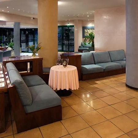 Hotel Diana 4*