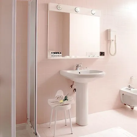 Hotel Diana 4*